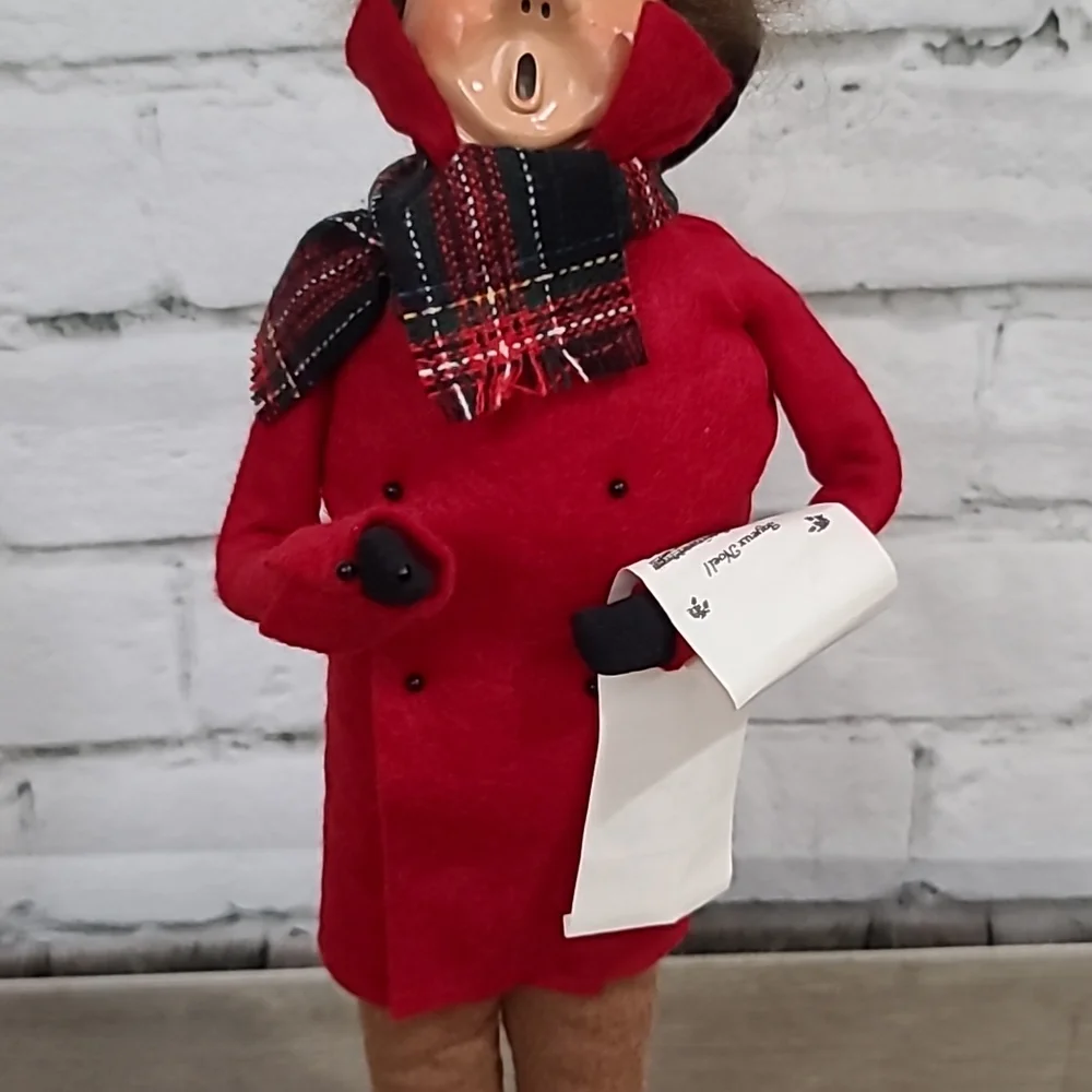 Byers' Choice Carolers '87 Handcrafted Adult Caroler Man w/Sheet Music Vintage